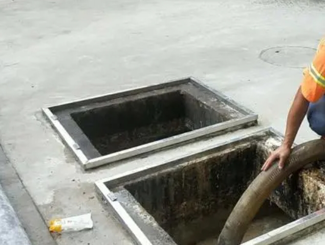 南山化粪池清理